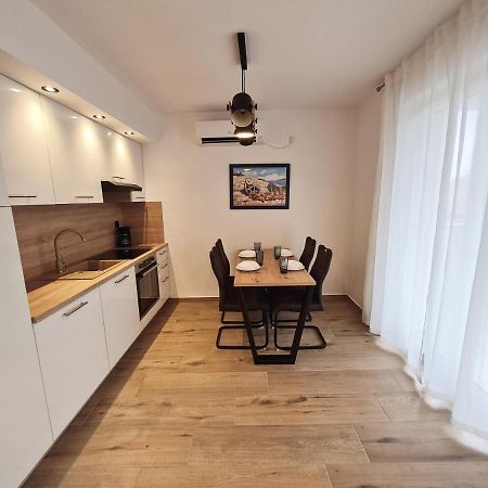 Bellistra Apartman Rabac - E Apartment Exterior photo